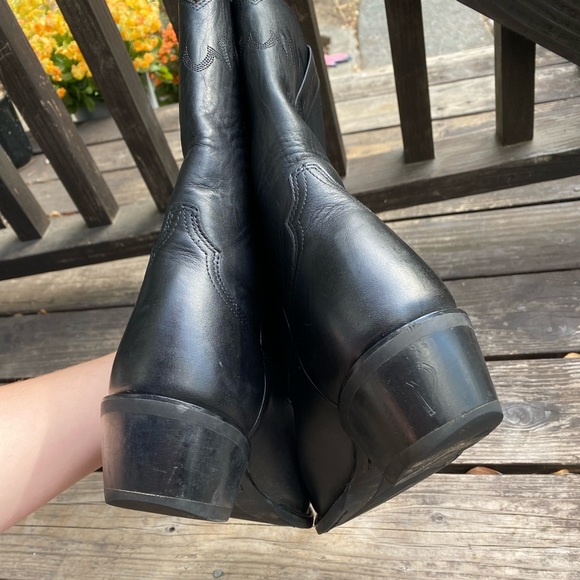 Heritage R Toe Western Boot - Picture 8 of 8